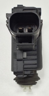 фото thumb №3, Привод крышка заливной топлива discovery sport l550