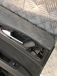 фото thumb №3, Обшивка оббивка двері лівий задня alfa romeo stelvio