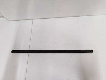 фото thumb №6, Fiat 500l 500 l планка накладка двері праві перед права передня чорна