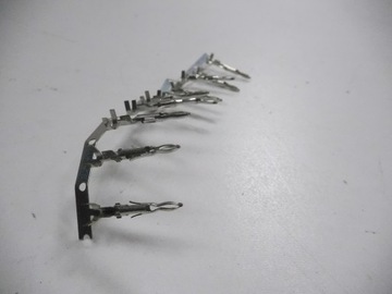 фото thumb №7, Штекеры электрические renault оригинальный номер 7701997016