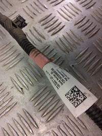 фото thumb №9, Tesla model 3 2019 жгут трубопровод датчика парковки pdc