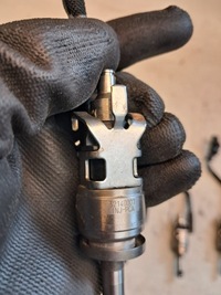 фото thumb №5, Форсунка інжектор volvo xc60 ii t6 t8 32140007