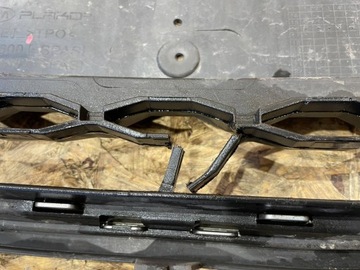 фото thumb №10, Hyundai i30 i-30 ii 2 рестайлинг 14-17 решётка решётка радиатора решётка средняя бампера передняя