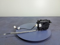 фото thumb №1, Bmw x5 f15 замок доводчик крышки багажника 7303443