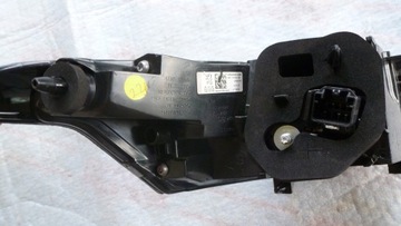 фото thumb №6, Peugeot 308 лампа повний led задня права 9835299380