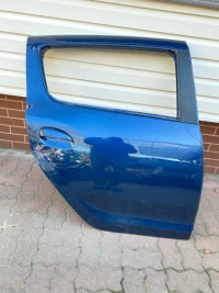 фото thumb №2, Dacia sandero stepway дверь правое задние