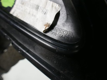 фото thumb №10, Honda cr-v iv crv заглушка крила трикутник планка права