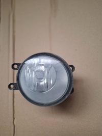 фото thumb №1, Toyota yaris iii противотуманная фара правый 81210-0d042