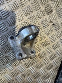 Купити Підпора піввісь peugeot 208 i 9680276980, фото thumb