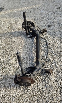 фото thumb №1, Oś задня балка підвіска задня toyota corolla verso 2009-18