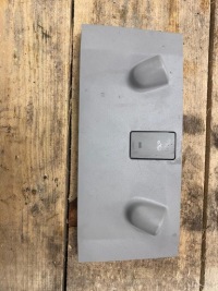 фото thumb №1, Кнопка сигналізація opel insignia 2.0 cdti 13281638 рамка