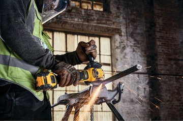 УГЛОВАЯ ШЛИФОВАЛЬНАЯ МАШИНА DEWALT DCG409VSNT 125 мм С РЕГУЛИРОВКОЙ