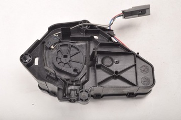 фото thumb №1, Volvo xc60 i доводчик задньої кришки багажника 30784562