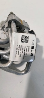 фото thumb №7, Wąż шланг труба кондиціонера tesla model 3