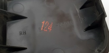 фото thumb №11, Toyota avensis t22 заглушка лампы галоген галоген правая