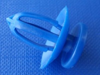 фото thumb №8, Клипса обивка обшивка дверей opel zafira b saab 95