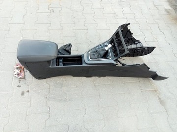 фото thumb №6, Ford focus mk3 рестайлинг 15-18- туннель подлокотник kpl.