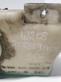 фото thumb №6, Бачок склоомивача mercedes w208 2088690020