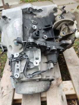 фото thumb №6, Коробка передач коробки передач peugeot 208 1.6 ehdi 20dp77 piątka