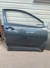 фото thumb №1, Toyota c-hr дверь передние правое
