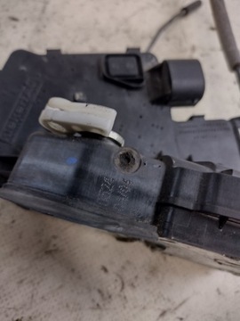 фото thumb №8, Замок двері праві задній bmw e46 sedan 7pin