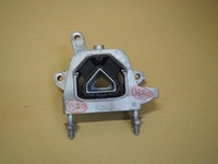 фото thumb №1, Лапи подушка двигателя левая citroen e-c4 iii