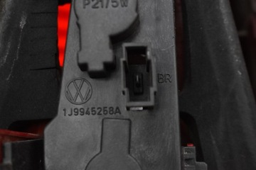 фото thumb №6, Лампа правая зад задняя 1j9945258a vw golf 4 iv универсал 97-06