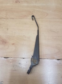 фото thumb №1, Рычаг дворники крышки задняя primera p11 lift kombi