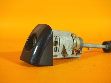 фото thumb №11, Audi a5 8t ручка перед lh 8t0837205a lx7r