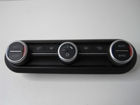 фото thumb №1, Панель кондиционера alfa romeo stelvio 01561303470