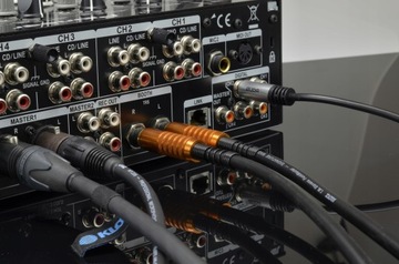 KLOTZ Кабель для бас-гитары JACK 6,3 мм ANGLE 6 м
