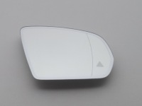 фото thumb №1, Mercedes gla w247 вкладиш правого дзеркало фотохромний асистент uk оригінальний номер