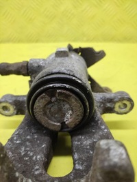 фото thumb №5, Alfa romeo 147 1.6 супорт гальмівний лівий задня