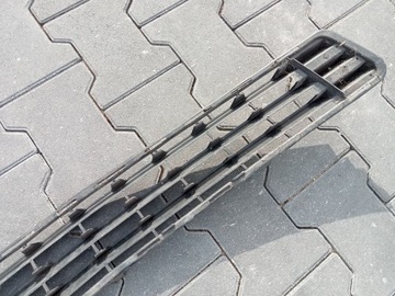 фото thumb №8, Mercedes w204 c - решётка бампера перед a2048850023