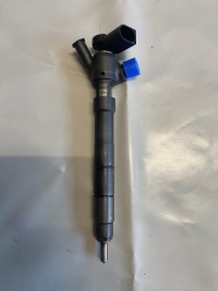 фото thumb №1, Инжектор man vw t6 crafter 2.0 tdi 03n130277d