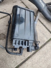 Фільтр вугільний активний труба заливної kia stonic 2023 1.0 t-gdi Зі Шроту, фото thumb