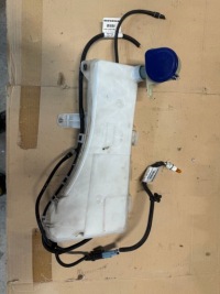 фото thumb №1, Бак рідина омивача помпа opel grandland x yp00066080 2017-