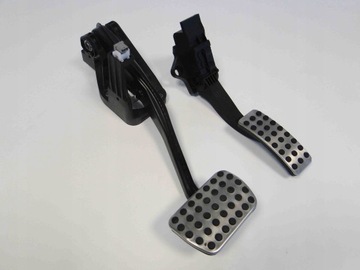 фото thumb №8, Mercedes cla 117 педаль гальма автомат amg sport