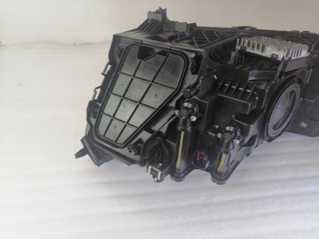 фото thumb №10, Audi q3 ii лампа перед права led