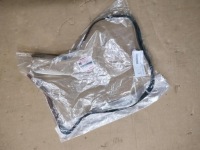 фото thumb №1, Прокладка молдинг стекло задний suzuki vitara 2014- оригинал nowa