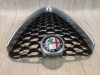 фото thumb №6, Alfa romeo giulia решітка 156119585