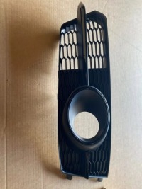 фото thumb №1, Audi a6 s6 avant quattro передняя часть правый air guide решётка 4g0807648cbmt