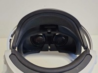 SONY PLAYSTATION VR V2 PS4/PS5 + КАМЕРА V2 + 2x MOVE + 3 ИГРЫ + ПОДСТАВКА