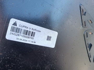 фото thumb №13, Seat cupra born бампер переднє верхня накладка носик