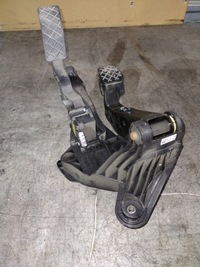 фото thumb №4, Педаль газу гальма skoda rapid