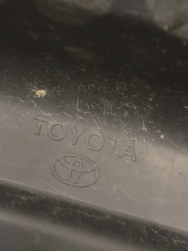 фото thumb №8, Toyota yaris iii 3 рестайлинг подкрылок правый перед