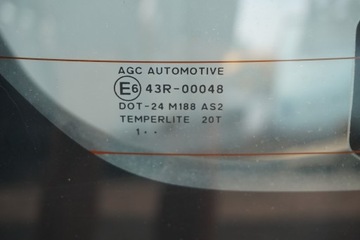 фото thumb №9, Suzuki swift iv mk7 iv крышка багажника zce стекло чёрная 2011год 69100-68l00