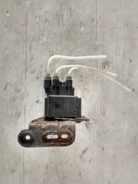 фото thumb №1, Распределитель молдинг airmatic mercedes ml w164 w251 gl x164 a2513200158