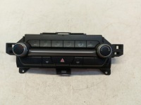 фото thumb №1, Mazda cx30 панель кондиционера