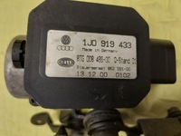 фото thumb №7, Vw bora 2.3 v5 насос вакуум 1j0919433